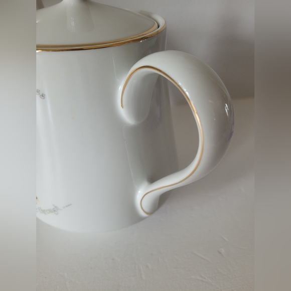 Holly Hobbie Porcelain "RARE" Coffee or Tea Pot - Picture 4 of 14